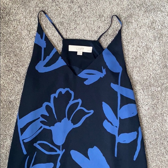 V-neck cami - Picture 3 of 3